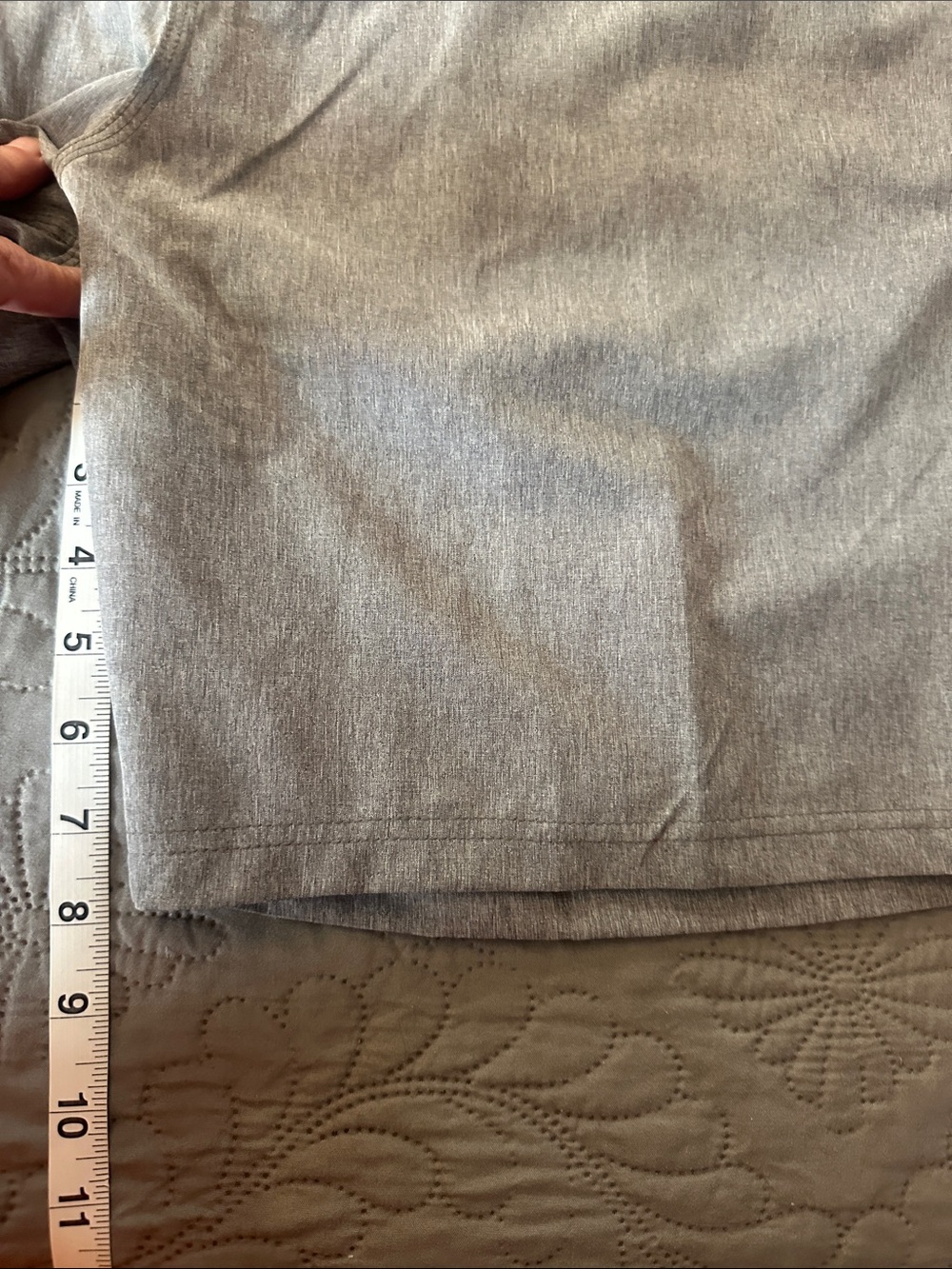O'Neill Light Gray Flat-Front Men's Shorts - Picture 3 of 8